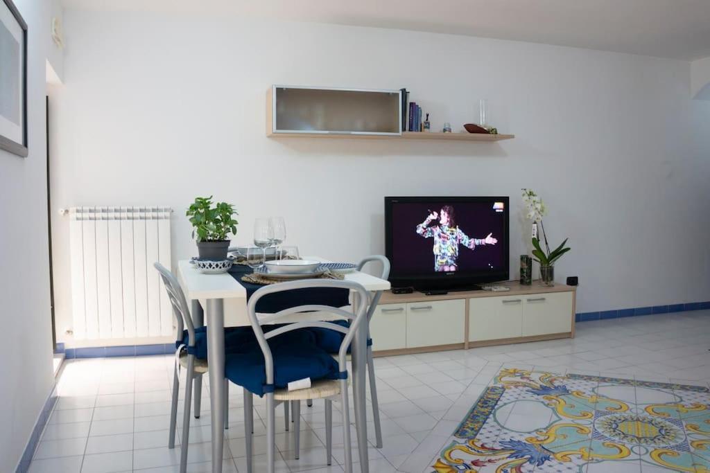 Peonia Blu Apartment Salerno Exteriör bild